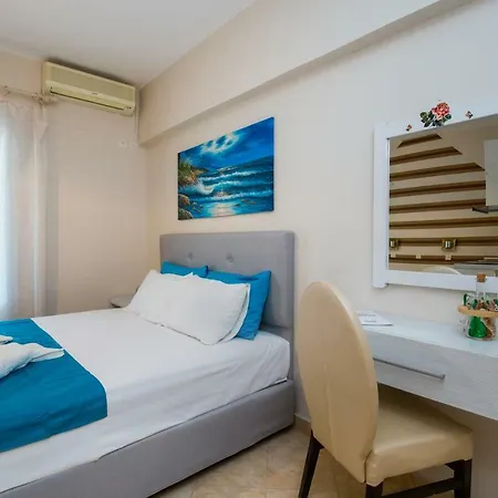 Francesca Lejlighedshotel Potos