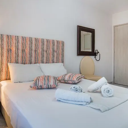 Lejlighedshotel Francesca Potos