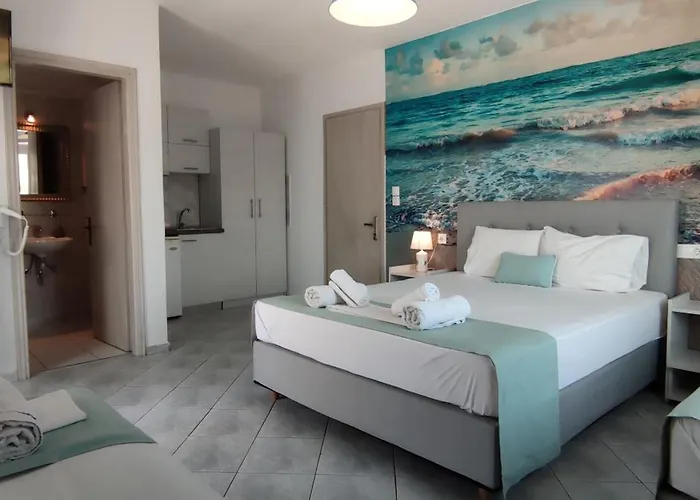 Francesca Apartahotel