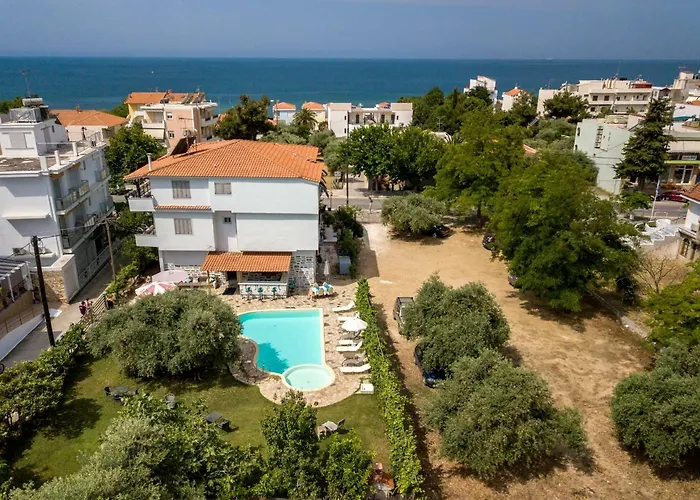 Francesca Apartahotel