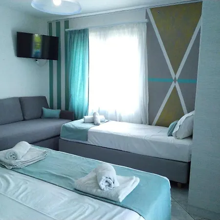 Aparthotel Francesca Potos