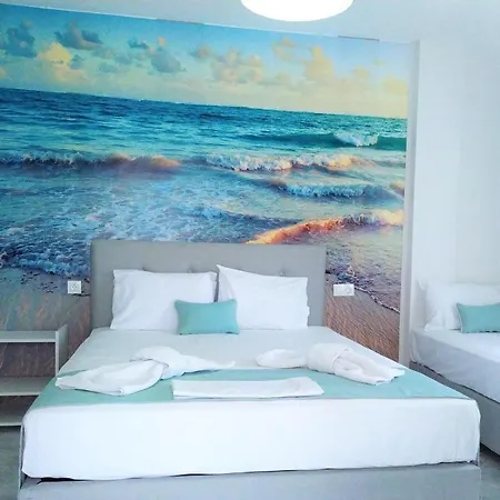 Francesca 3* ポトス