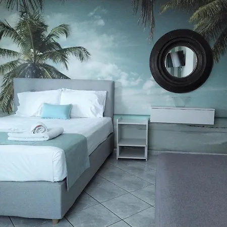 Francesca アパートホテル 3*