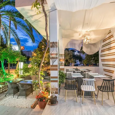 Francesca アパートホテル ポトス