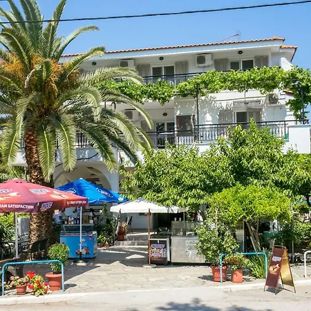 Francesca 3* ポトス